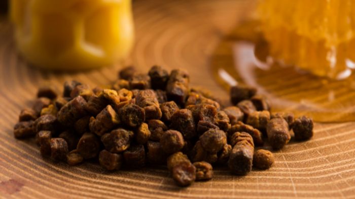  how to clean propolis